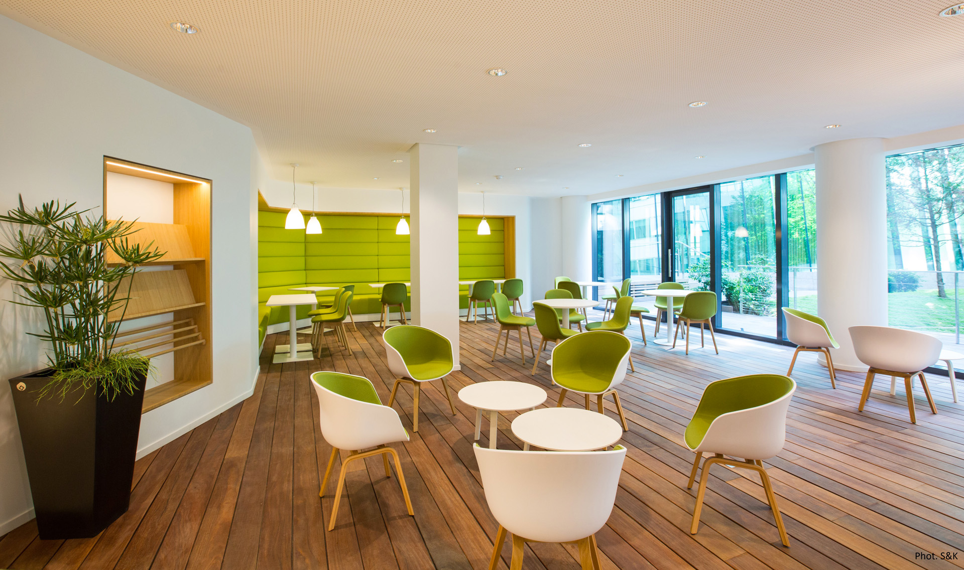 Lounge Paris-Bourse - cafétéria - Architecture d'intérieur - Atelier CM