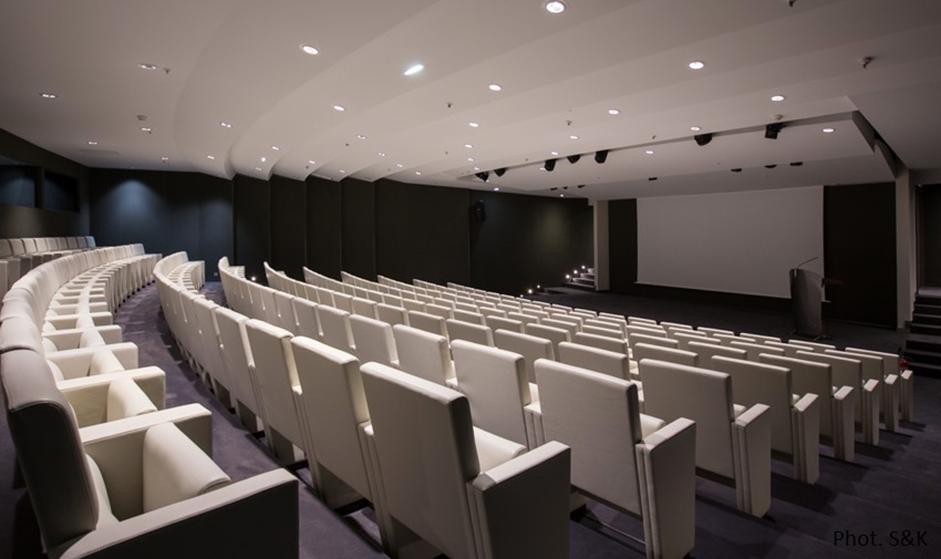 Tour Pacific La défense Paris - auditorium - Architecture d'intérieur - Atelier CM