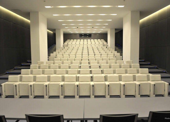 Auditorium Immeuble Lumière – 180 places - Architecture intérieure & Design - Atelier CM